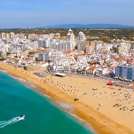 Apartment Lovely 1 Bed 1 Min Walk From The Beach